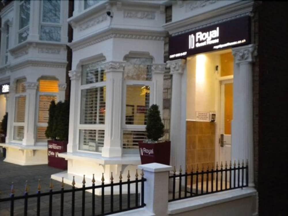Royal Guest House 2 Hammersmith Londen Buitenkant foto
